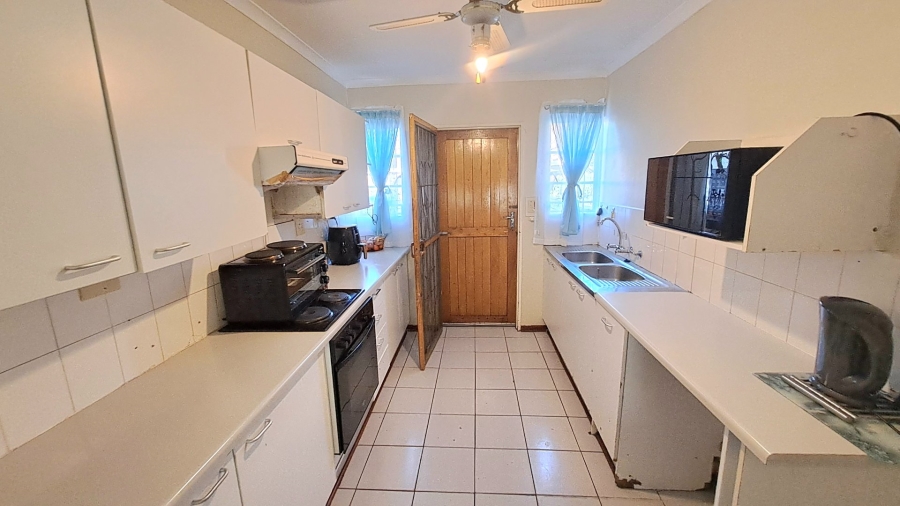 3 Bedroom Property for Sale in Bloemfontein Free State